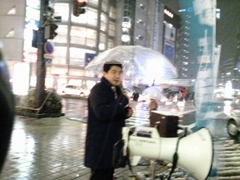 富山駅前での遊説