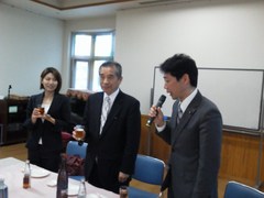 仲県議と奥野詠子さん