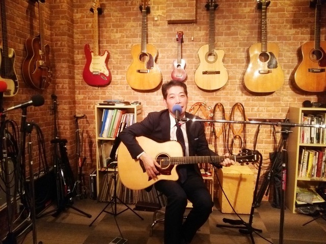 ペニーレインで試し弾き