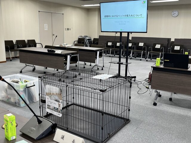 ペット避難用のゲージ