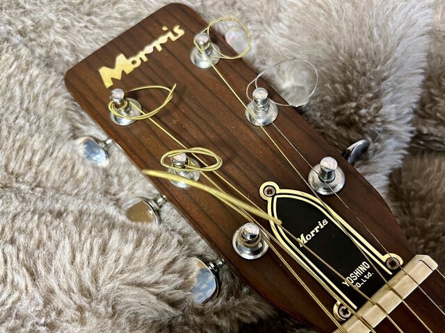 中島みゆきが使っていたかもしれない芳野楽器期最後の1971年製モーリス